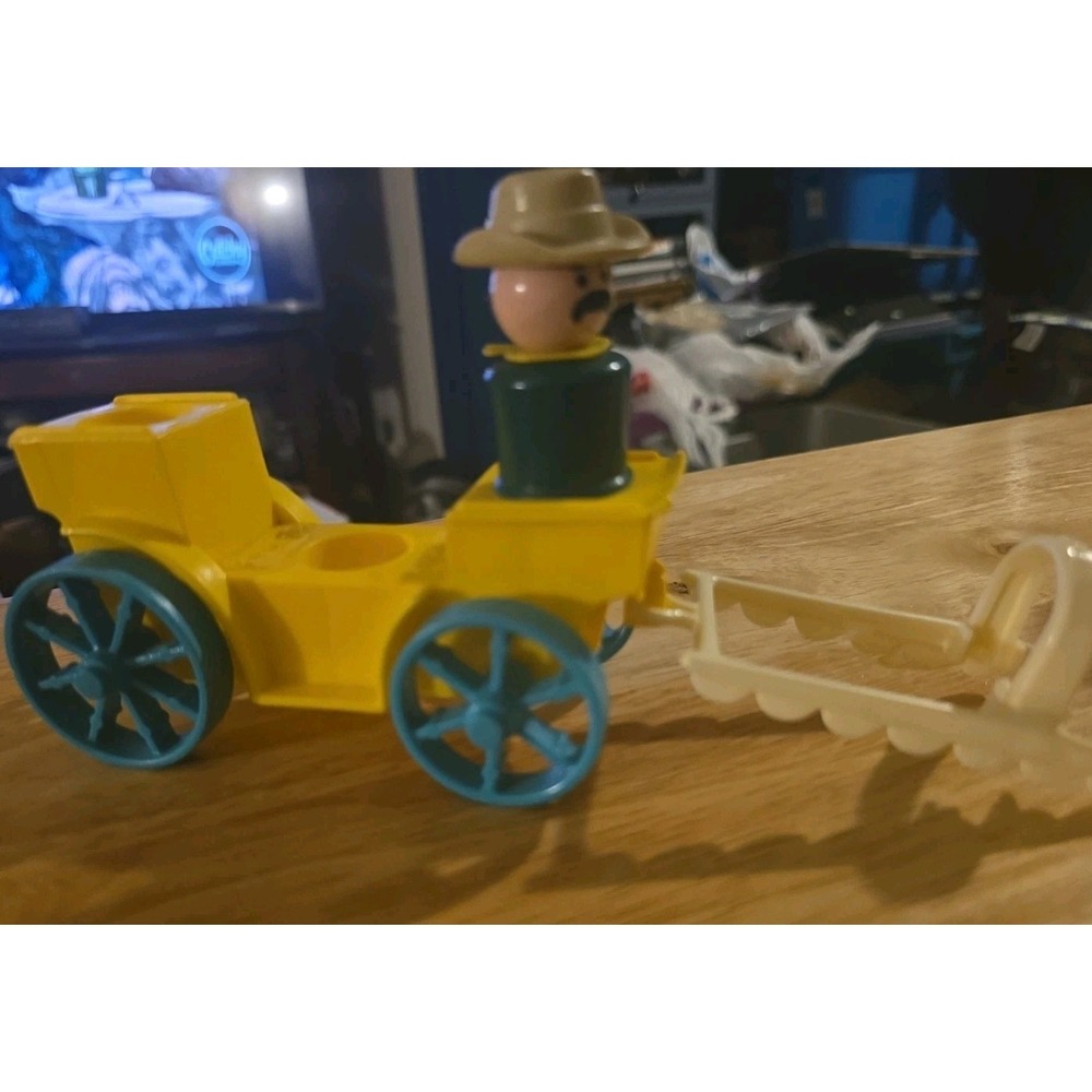 Vintage PART BASE FOR Little People Royal Carriage for Castle 993 Fisher Price